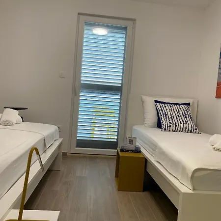 Apartman Roko Duboka By Aneo Travel Exterior photo